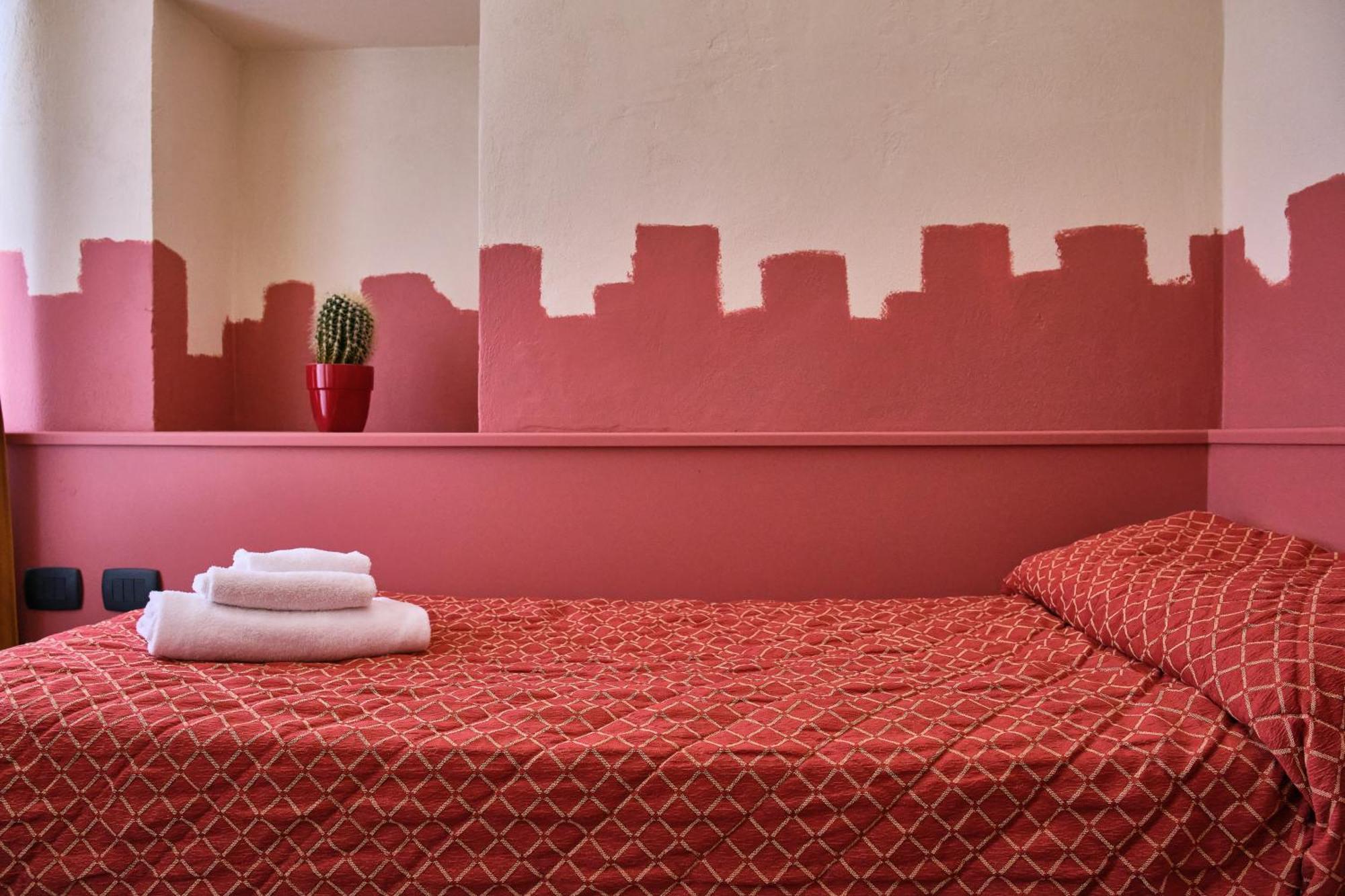 Hotel Bello By Ostello Bello Finale Ligure Room photo