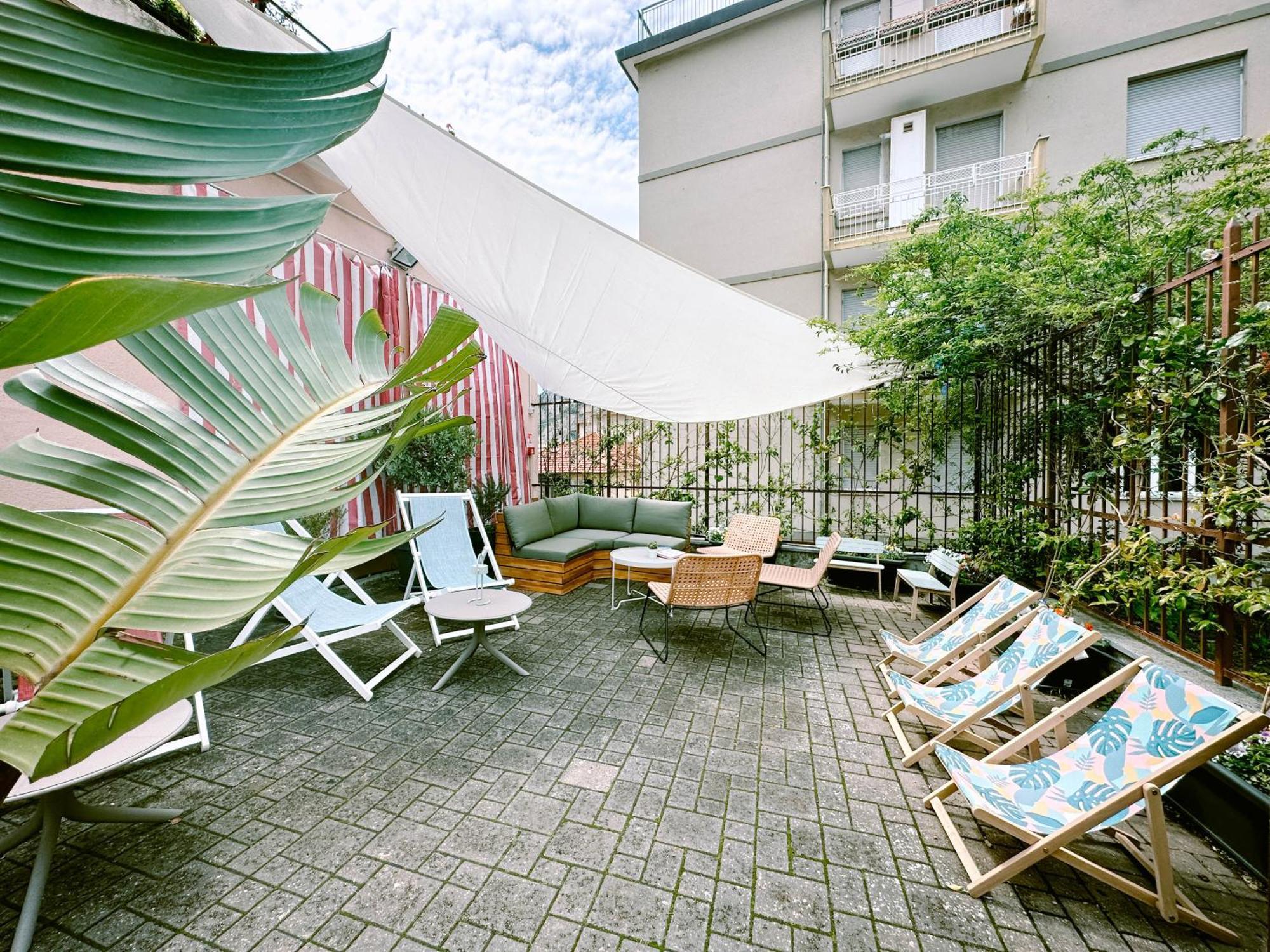 Hotel Bello By Ostello Bello Finale Ligure Exterior photo